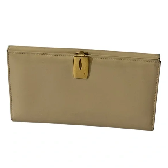 Gucci Vintage Patent Leather Wallet – Beige Nude Tab Clasp – 1980s